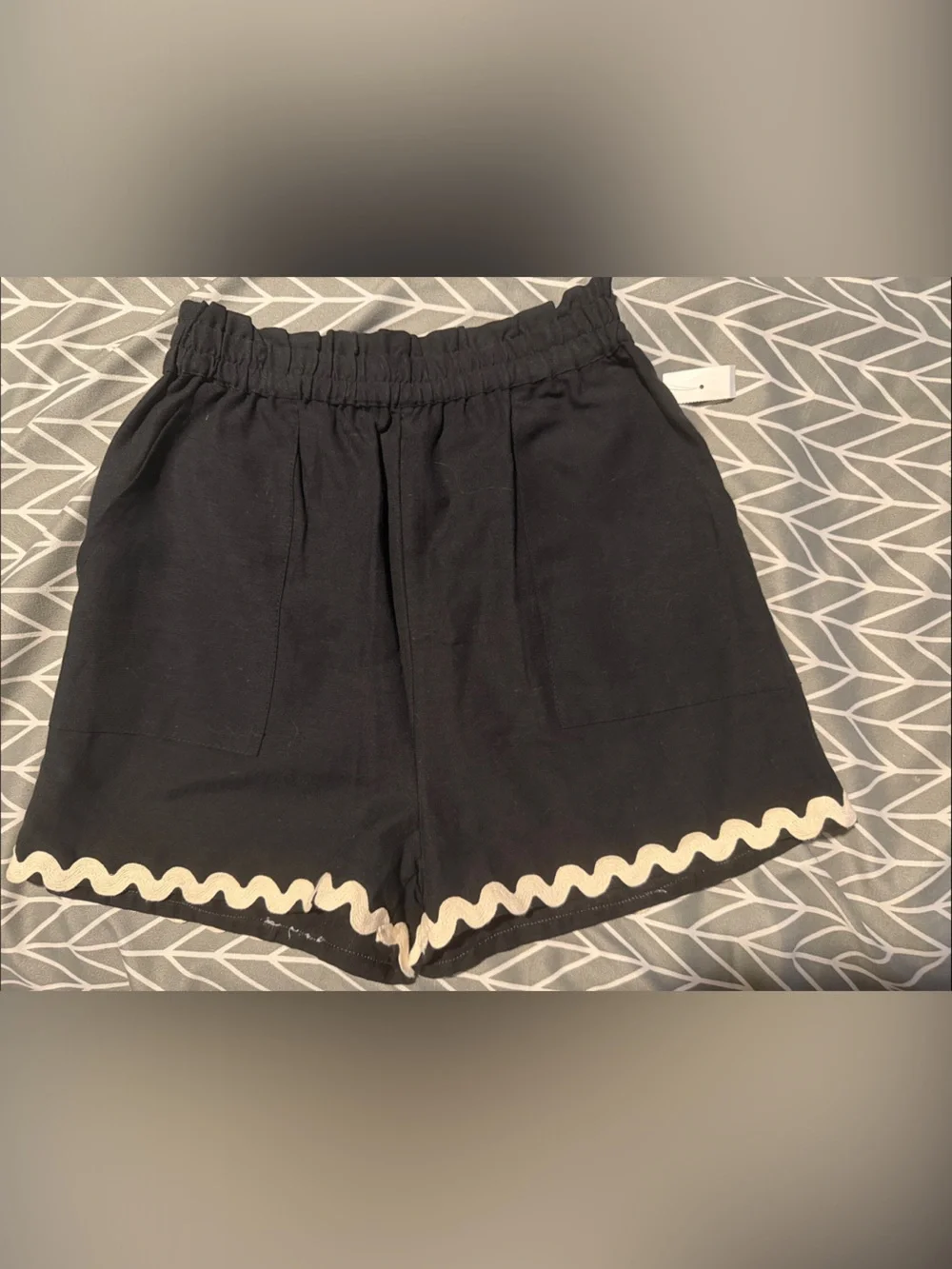 NWT Japna Girls Linen Black Two-Piece Shorts Set with Cream Trim
